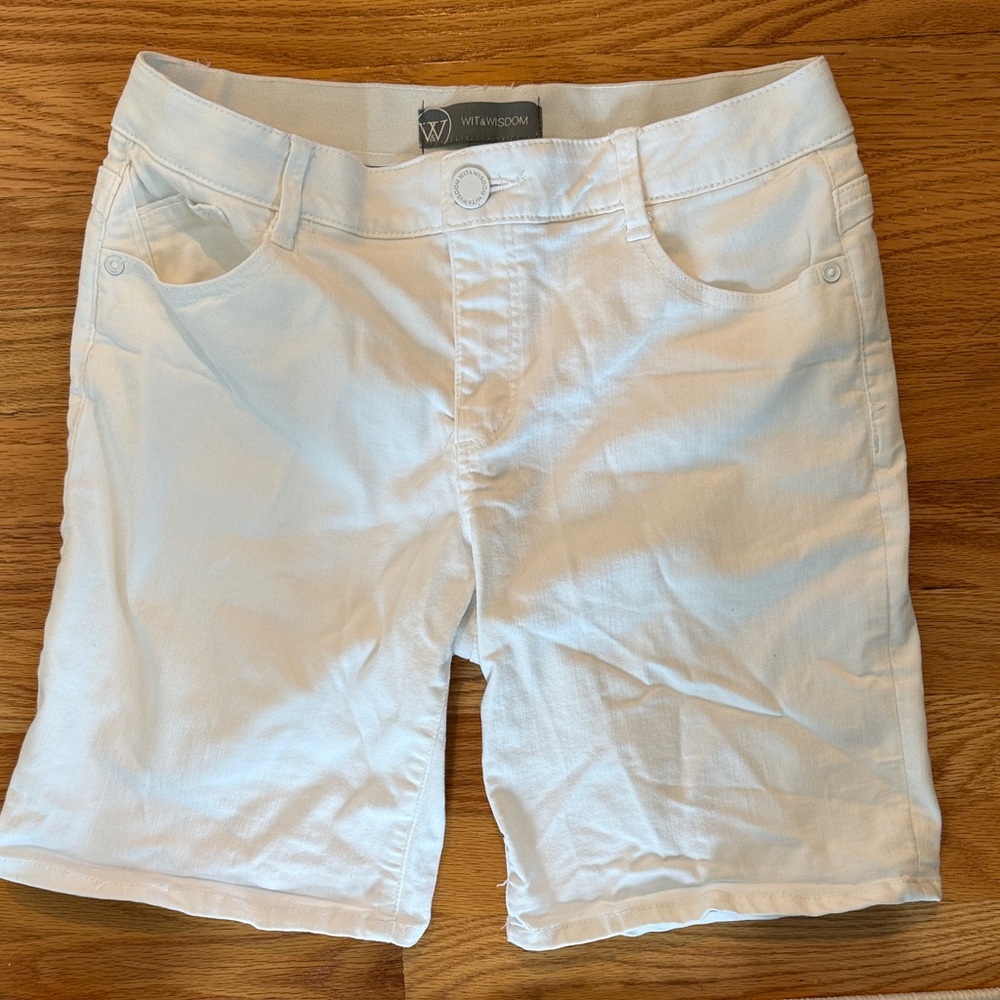 Wit & Wisdom White Denim Women's Shorts